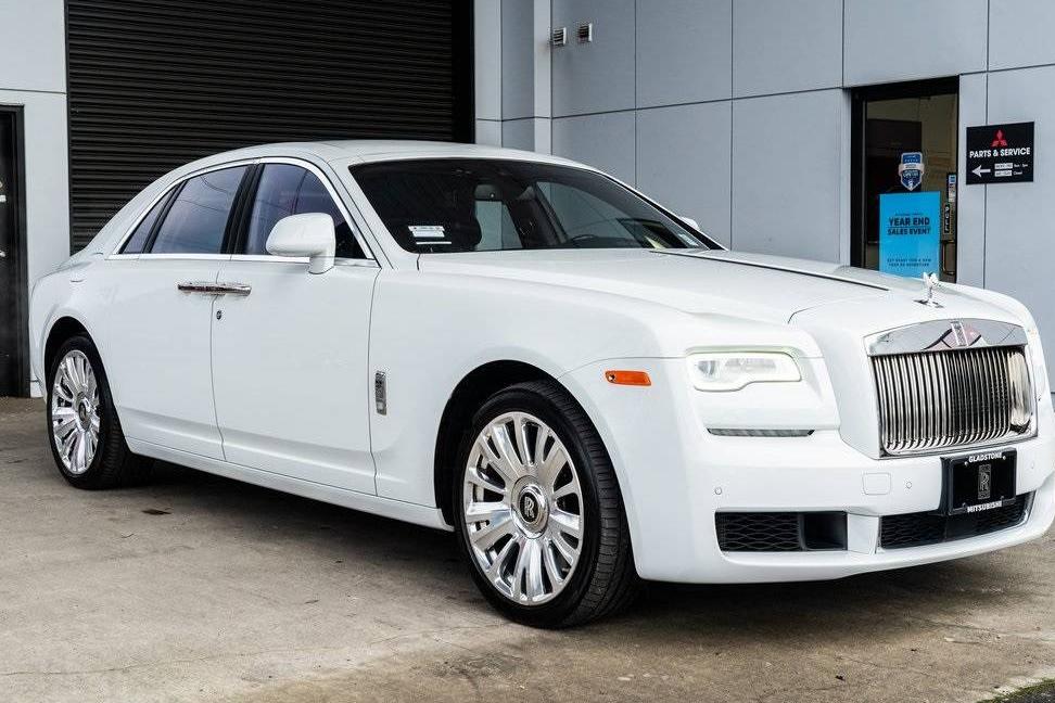 ROLLS ROYCE GHOST 2019 SCA664S57KUX54721 image